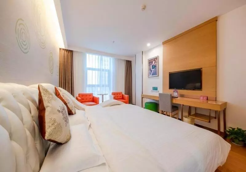 Hotelli Greentree Inn Nantong University Industrial Expo City Express