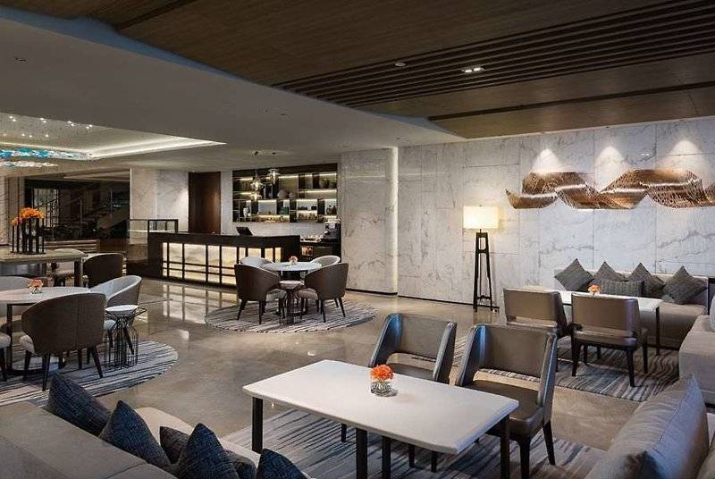 בית מלון כפרי Howard Johnson Yacht Club