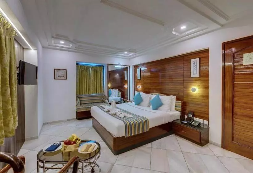 ホテル K K Beacon India