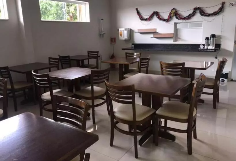 ホテル Rota Hoteis Uberlandia