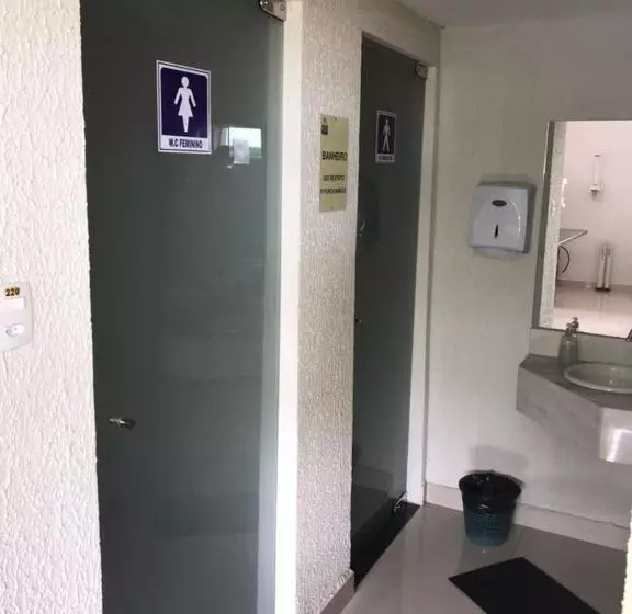 ホテル Rota Hoteis Uberlandia