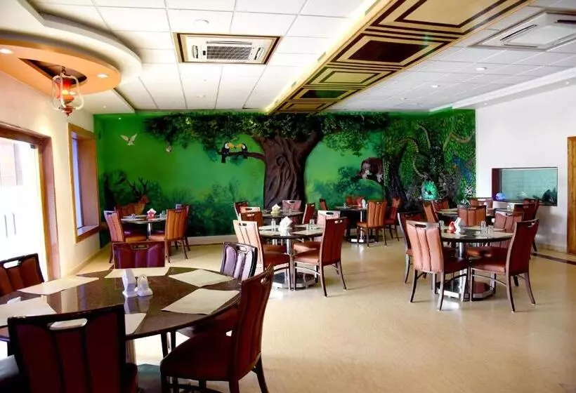 Hotelli Sharada International