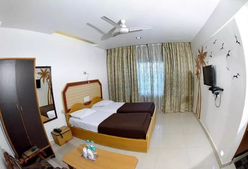 Hotelli Sharada International