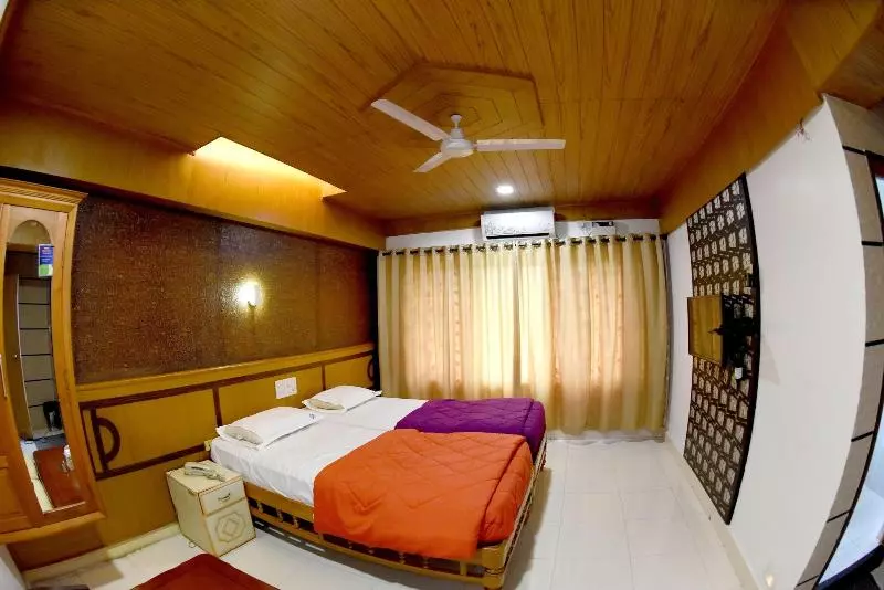 Hotelli Sharada International