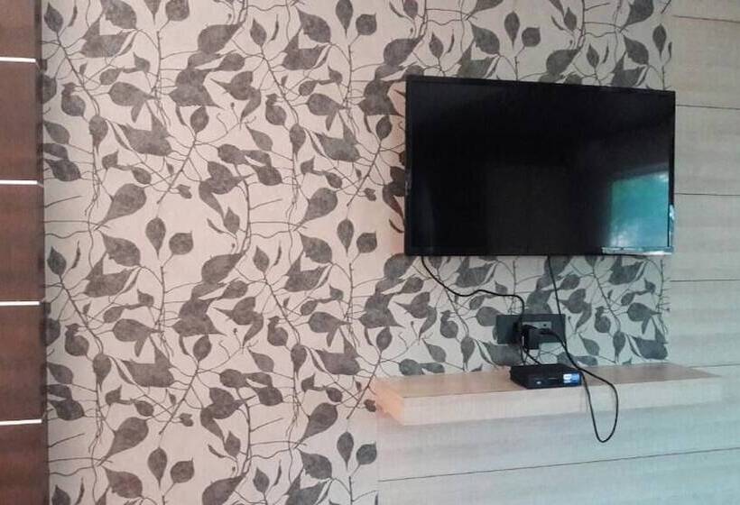 Отель Shreemoyee Inn