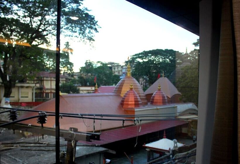 Отель Shreemoyee Inn