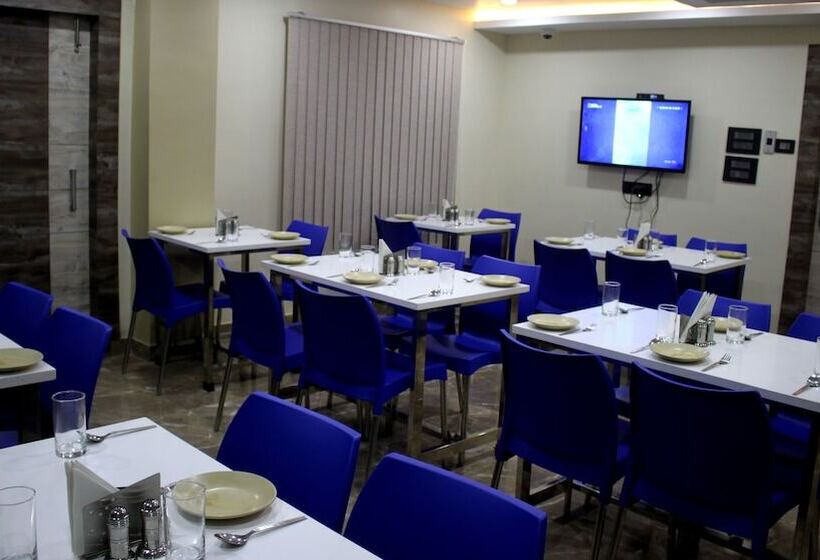 Отель Shreemoyee Inn