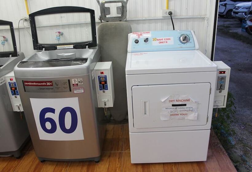 리조트 Richmond Guesthouse Haad Rin