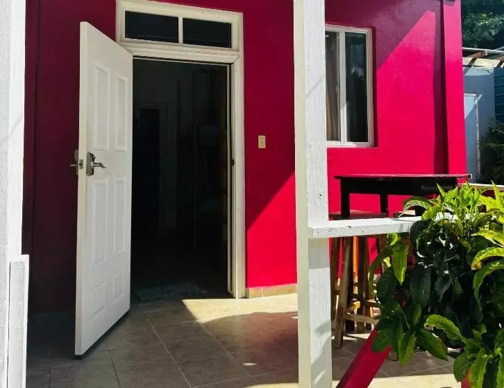 Retkeilymaja Go Slow Guesthouse