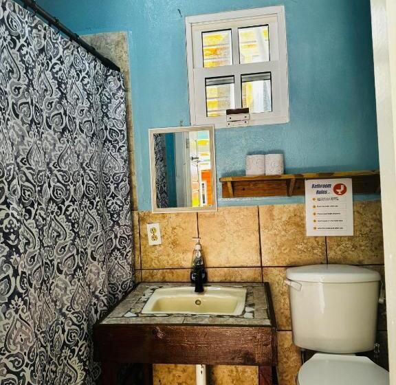 هاستل Go Slow Guesthouse