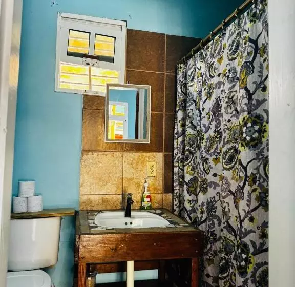 Retkeilymaja Go Slow Guesthouse