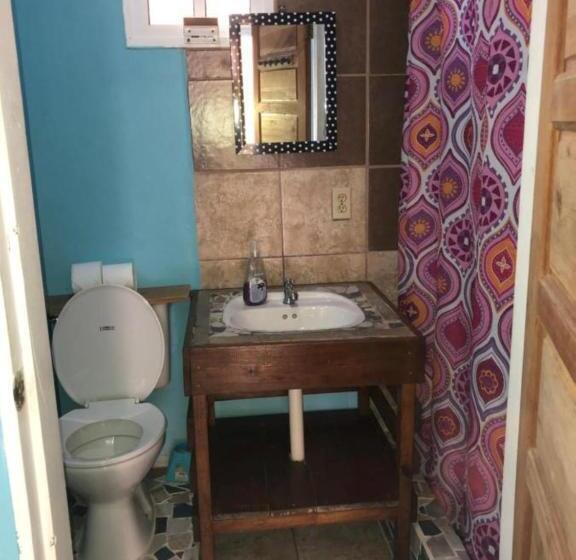 هاستل Go Slow Guesthouse