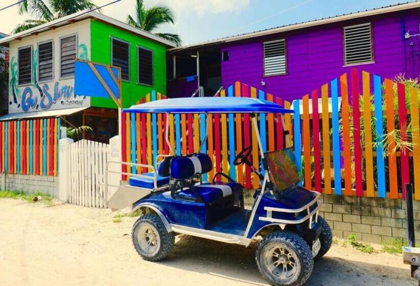 هاستل Go Slow Guesthouse