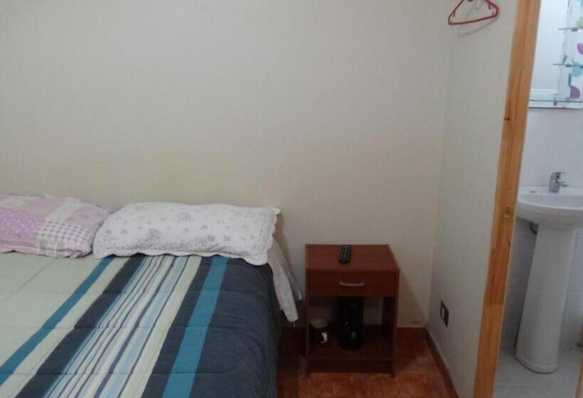 مبيت وإفطار Casa Blanca Hospedaje