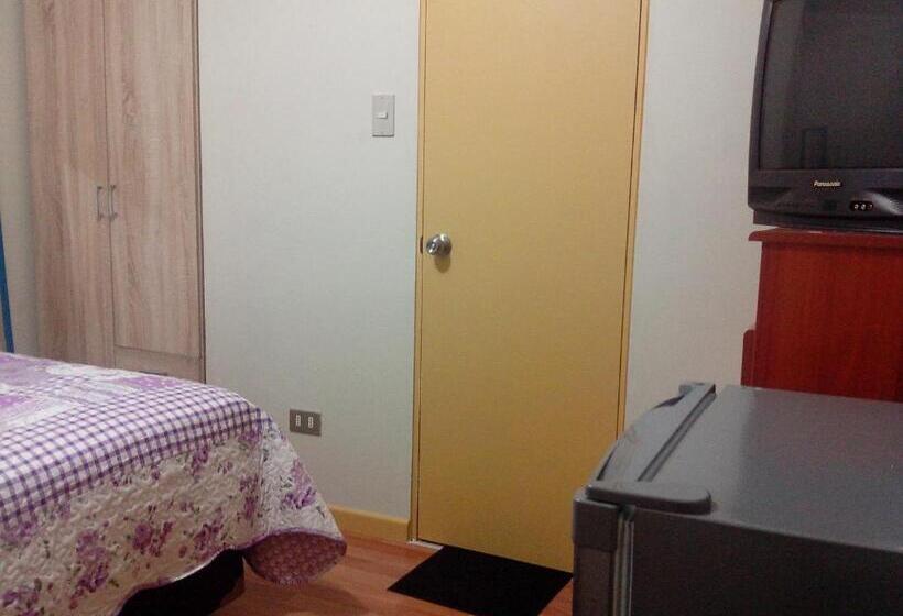 مبيت وإفطار Casa Blanca Hospedaje