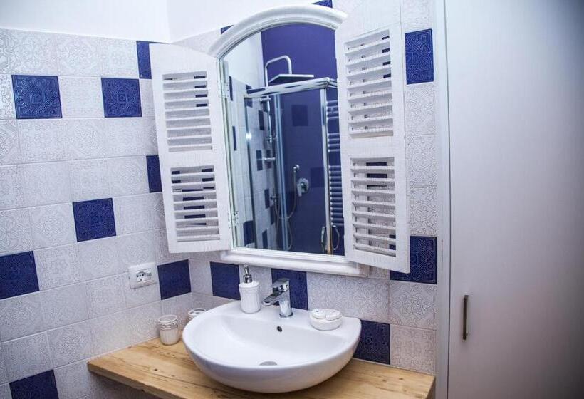 تختخواب و صبحانه Storie Di Mare