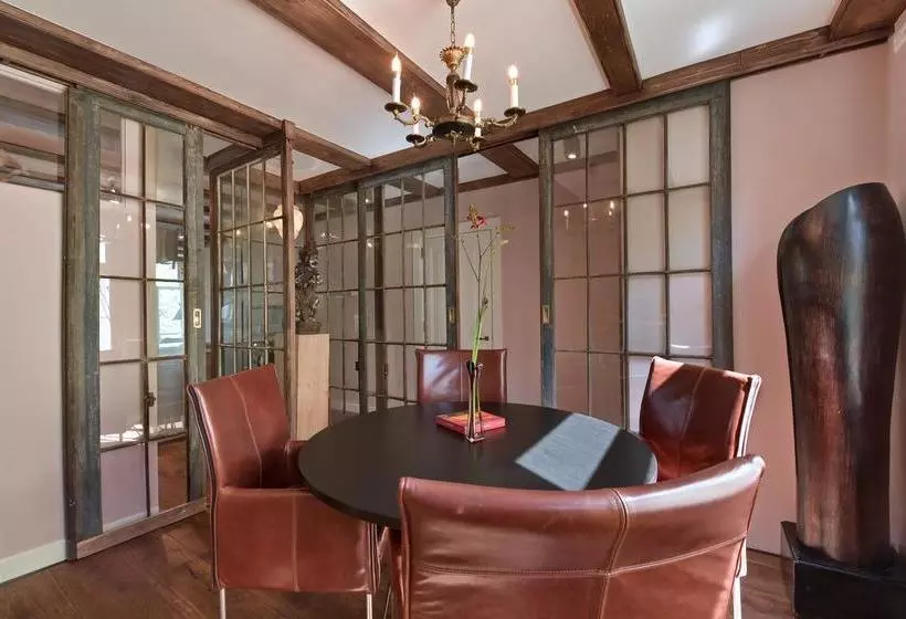 Aamiaismajoitus (B&B) The Place 2 Bnb