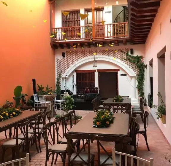 Casa D´remedios La Bella Hotel Boutique