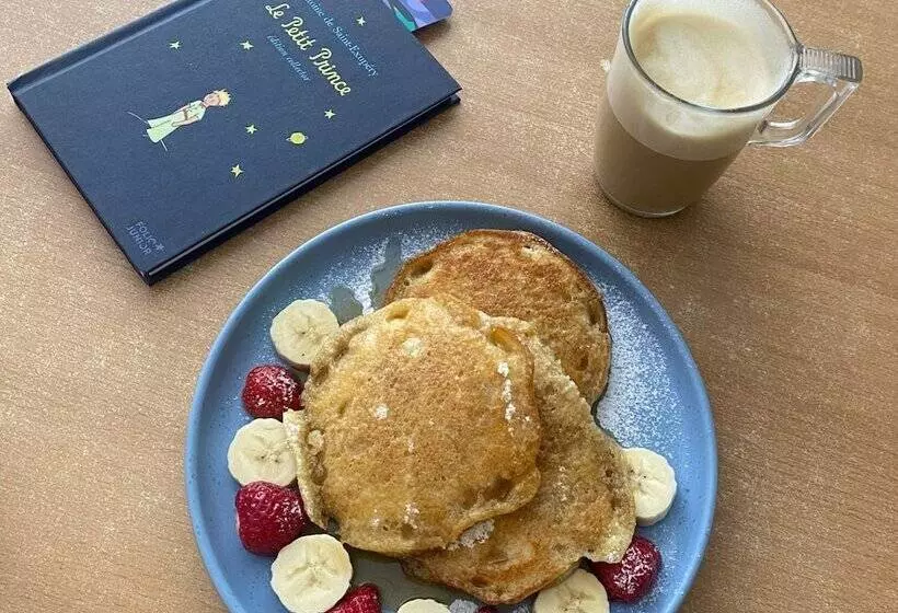 Hostel The Golden Stork