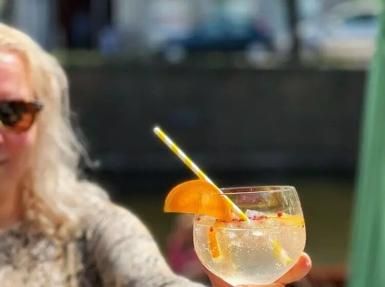 Hostel The Golden Stork