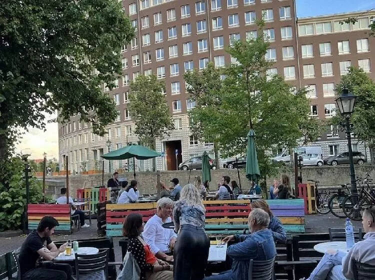 Hostel The Golden Stork