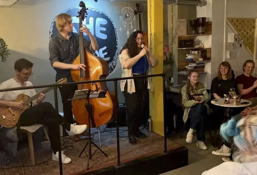 Hostel The Golden Stork