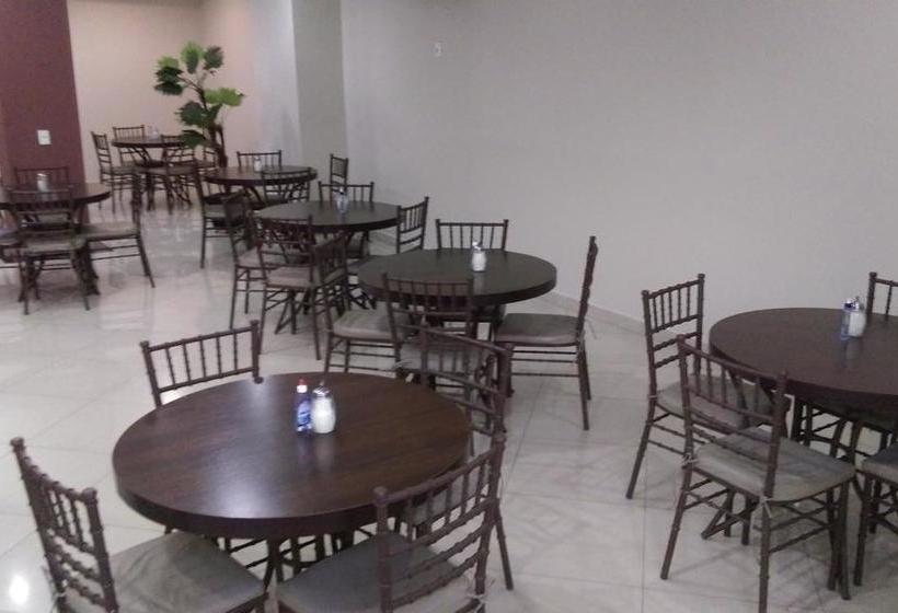 Отель Dos Viajantes