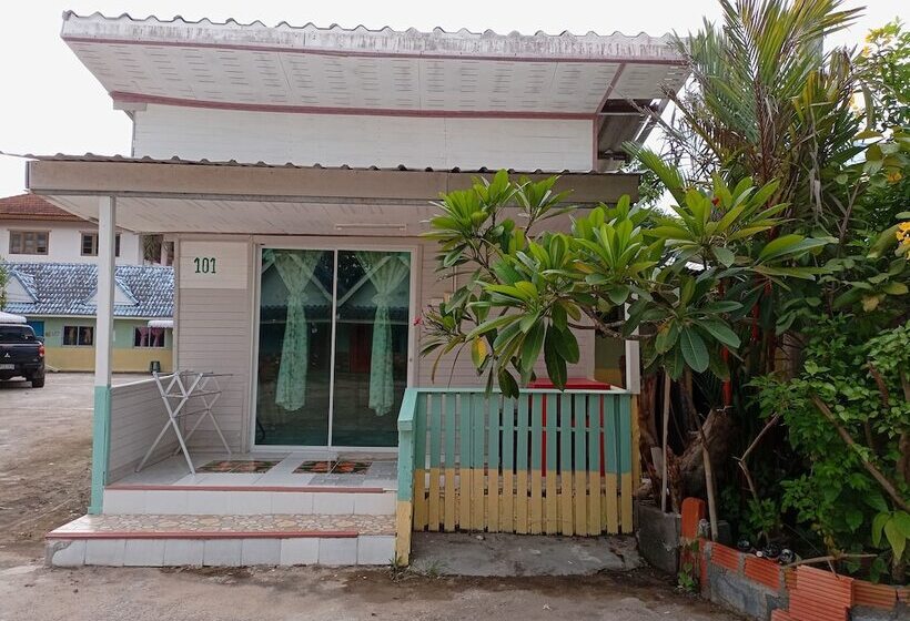 בית מלון כפרי Kanjana Resort