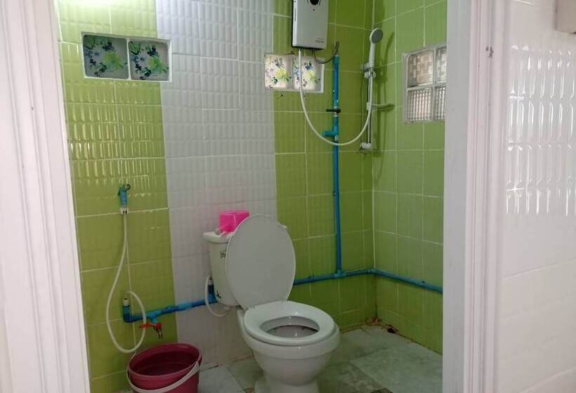 בית מלון כפרי Kanjana Resort