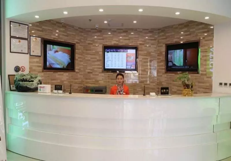 ホテル Vatica Qingdao Licang Xiazhuang Hexie Plaza
