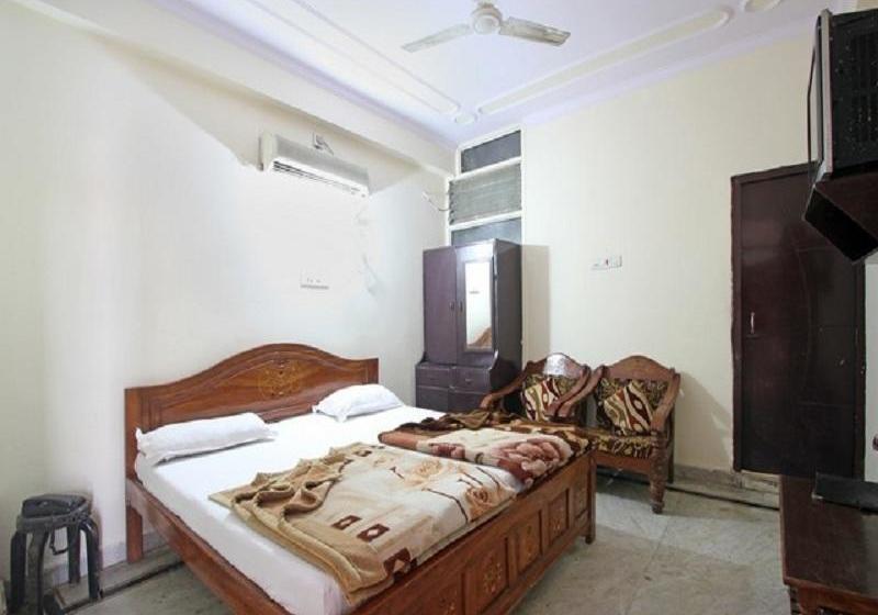 בית מלון כפרי Saarthi