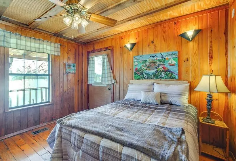 Private Lake On Site: Secluded Retreat In Grant!
