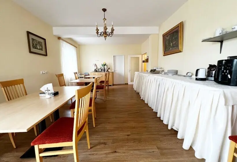 Bed And Breakfast Eder