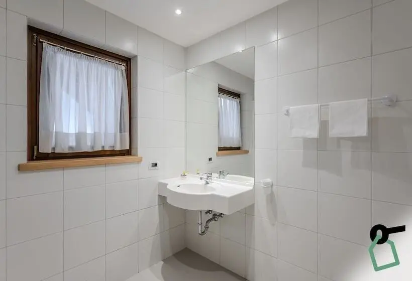 レジデンス Hotiday Apartment Collection   Santa Cristina