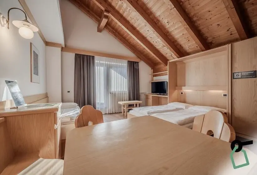 レジデンス Hotiday Apartment Collection   Santa Cristina