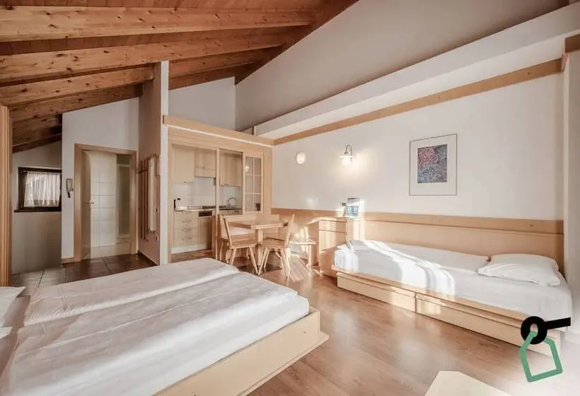 レジデンス Hotiday Apartment Collection   Santa Cristina