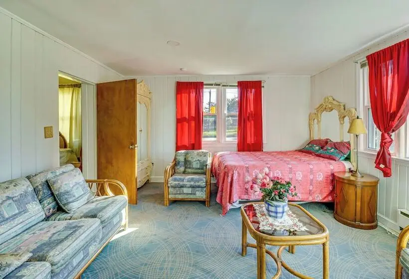 Dc Area Home: 1 Mi To Light Rail!