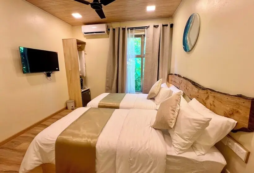 پانسیون Holiday Home Dhiffushi