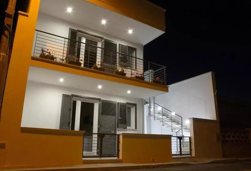 Aamiaismajoitus (B&B) Baia Dell'orso