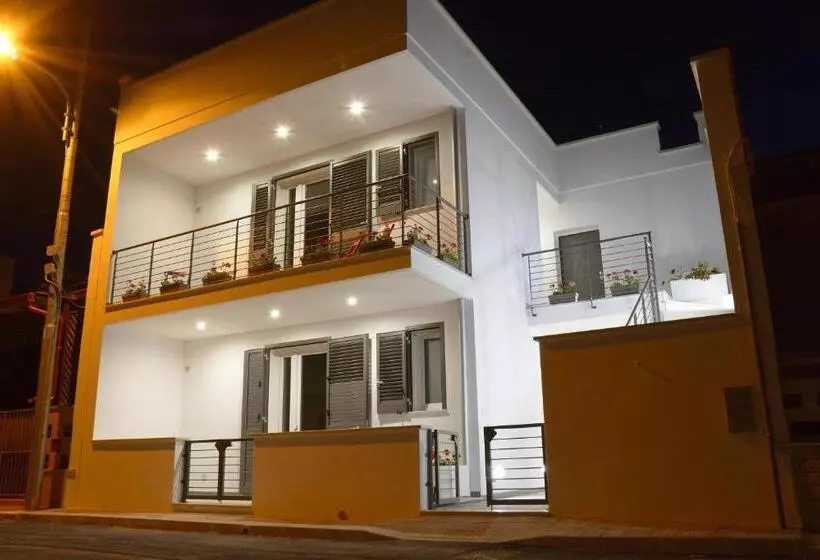 Aamiaismajoitus (B&B) Baia Dell'orso