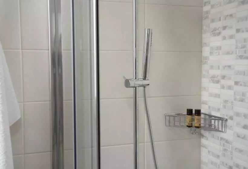 Aamiaismajoitus (B&B) Baia Dell'orso