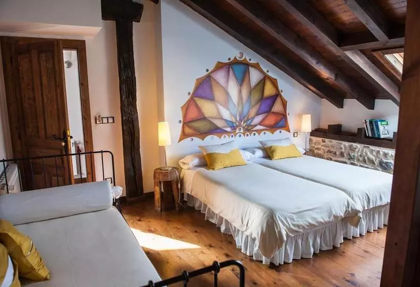 هتل El Rincón De Doña Urraca