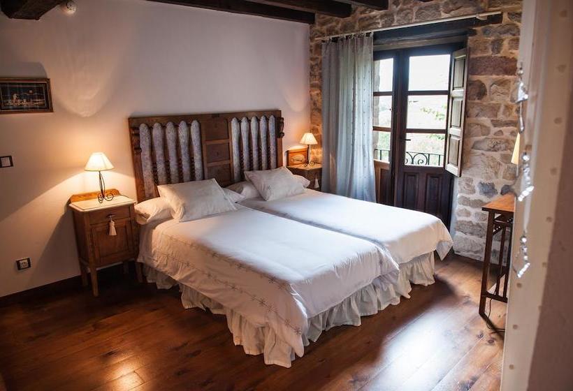 ホテル El Rincón De Doña Urraca