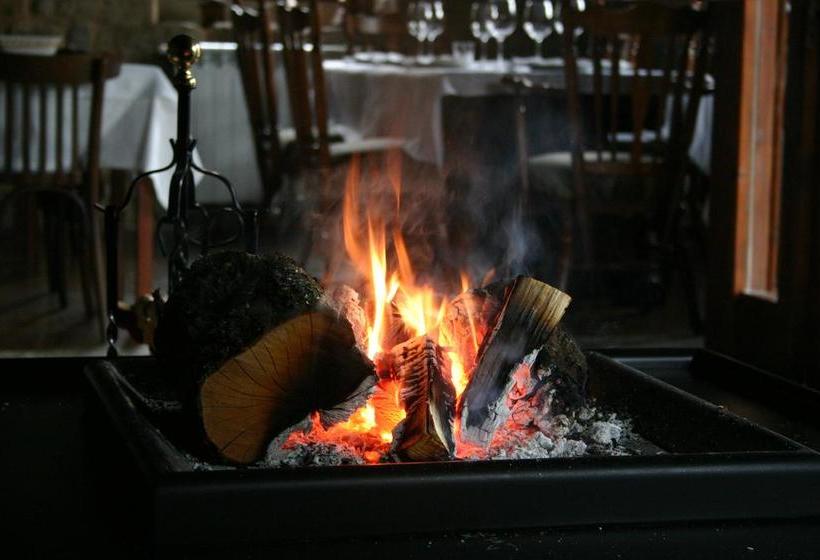 ホテル El Rincón De Doña Urraca