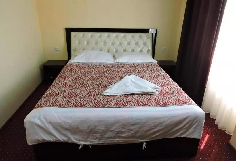 هتل Inn Kochevnik