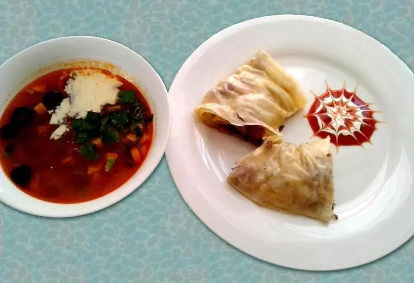 هتل Mini Pansionat Maksat