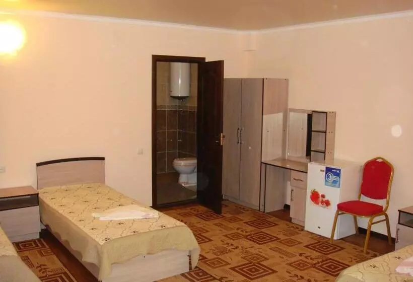 هتل Mini Pansionat Maksat