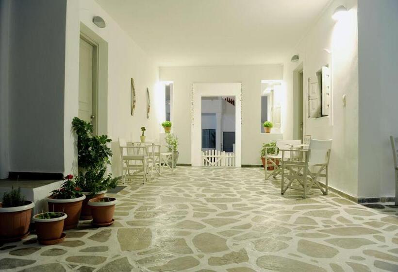 فندق Ostria Studios