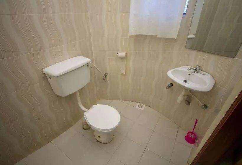 هتل Trek Savannah