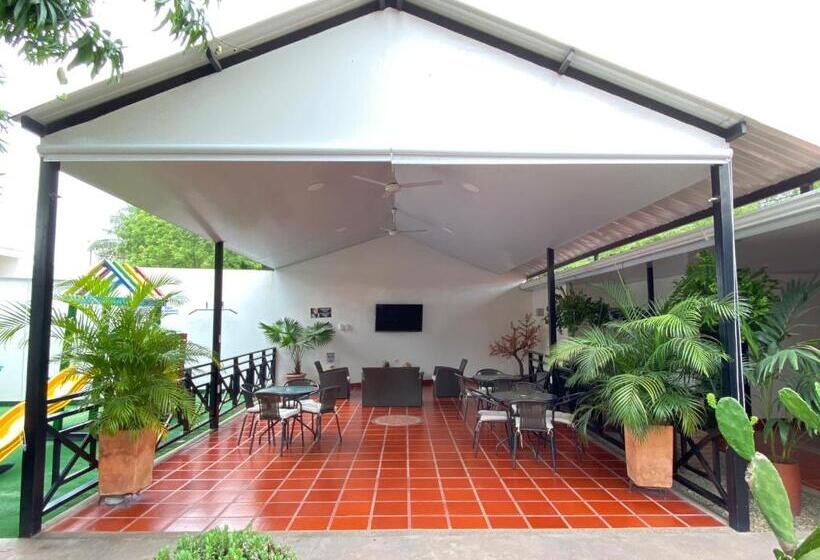 בית מלון כפרי Villa Paraiso